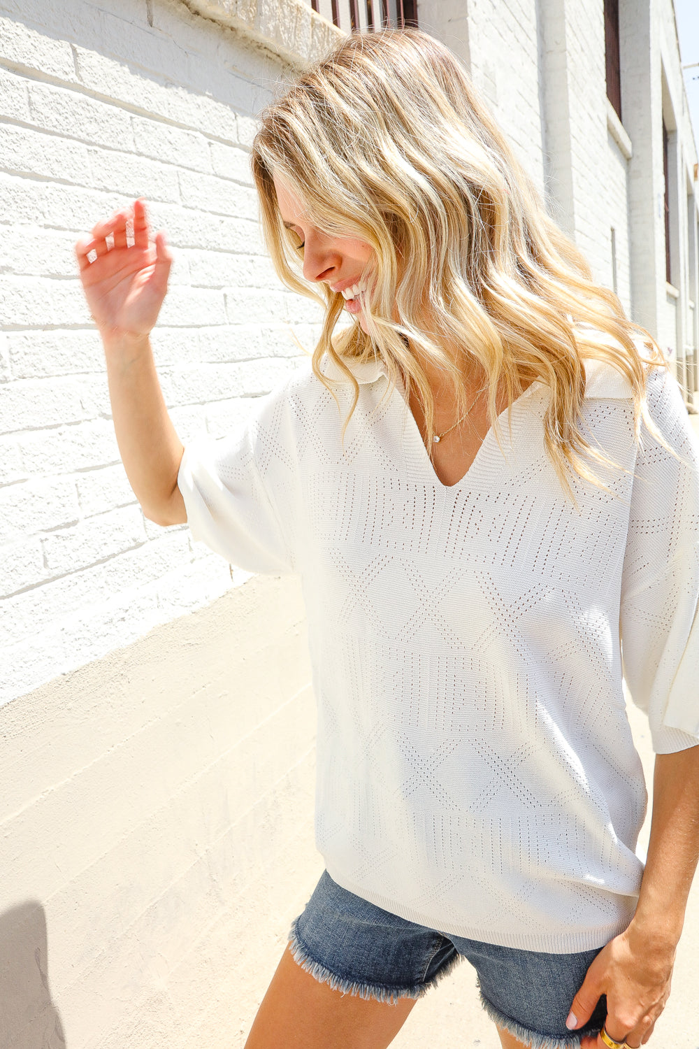 Lock Eyes White Pointelle Collar V Neck Short Sleeve Top